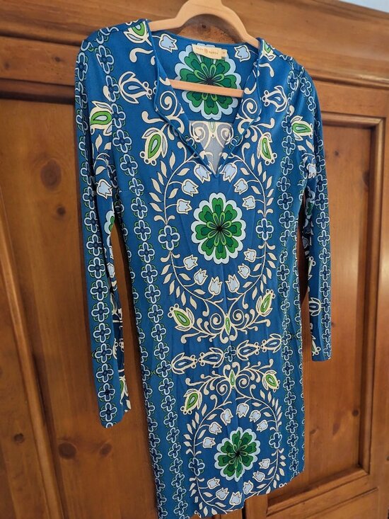 Tory Burch Dresses & Skirts - Tori Burch dress, size Small